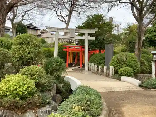 根津神社の鳥居