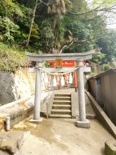 稲荷神社の鳥居