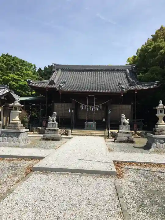 諏訪社の本殿・本堂