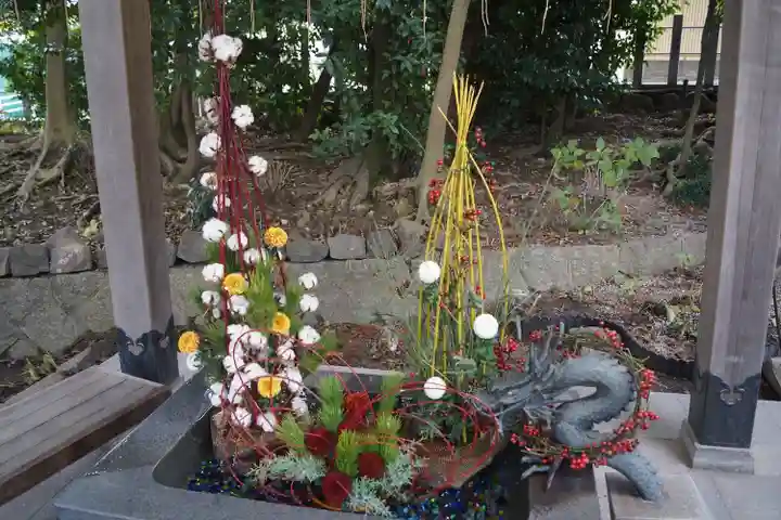 東海市熊野神社の手水舎