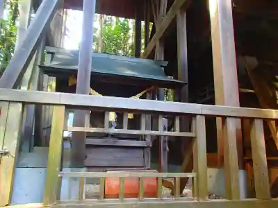 竹折武並神社の末社・摂社