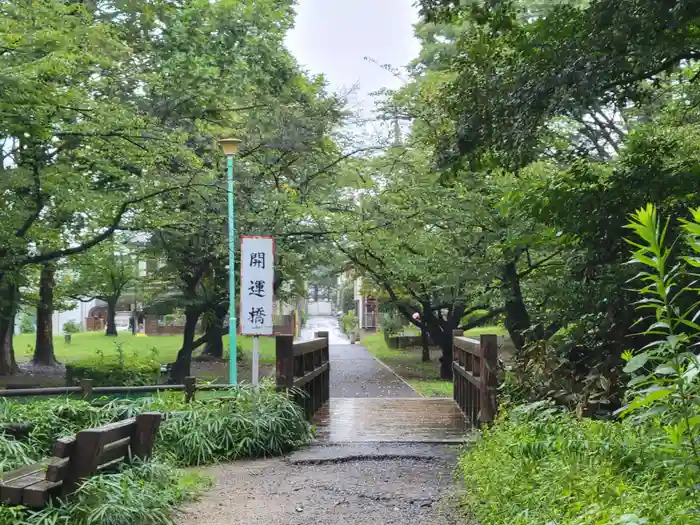 武州与野弁財天の建物その他