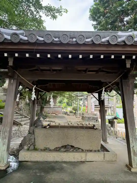 須佐神社の{uncategorized: "未分類", other: "その他", undefined: "問題あり", building: "その他建物", grave: "お墓", sacred_gate: "鳥居", guardian: "狛犬", statue: "像", buddha: "仏像", history: "歴史", nature: "自然", garden: "庭園", animal: "動物", pagoda: "塔", temizu: "手水舎", mountain_gate: "山門・神門", sanctuary: "本殿・本堂", subordinate: "末社・摂社", art: "芸術", scenery: "景色", jizo: "地蔵", ema: "絵馬", goshuin: "御朱印", omikuji: "おみくじ", items: "授与品その他", amulet: "お守り", goshuincho: "御朱印帳", eats: "食事", festival: "お祭り", votive_dance: "神楽", shichigosan: "七五三参", wedding: "結婚式", experience: "体験その他", initially: "初詣", around: "周辺", anti_infection: "感染症対策"}