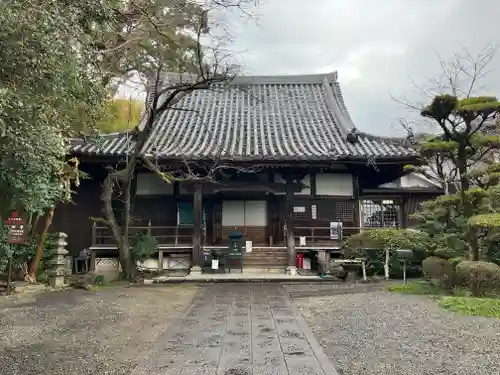 吉田寺の本殿・本堂