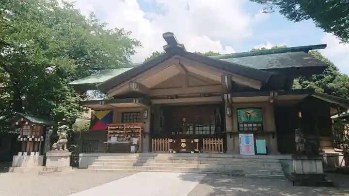 東郷神社の本殿・本堂
