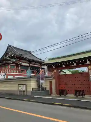 妙国寺の山門・神門