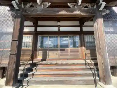 西勝寺の{uncategorized: "未分類", other: "その他", undefined: "問題あり", building: "その他建物", grave: "お墓", sacred_gate: "鳥居", guardian: "狛犬", statue: "像", buddha: "仏像", history: "歴史", nature: "自然", garden: "庭園", animal: "動物", pagoda: "塔", temizu: "手水舎", mountain_gate: "山門・神門", sanctuary: "本殿・本堂", subordinate: "末社・摂社", art: "芸術", scenery: "景色", jizo: "地蔵", ema: "絵馬", goshuin: "御朱印", omikuji: "おみくじ", items: "授与品その他", amulet: "お守り", goshuincho: "御朱印帳", eats: "食事", festival: "お祭り", votive_dance: "神楽", shichigosan: "七五三参", wedding: "結婚式", experience: "体験その他", initially: "初詣", around: "周辺", anti_infection: "感染症対策"}
