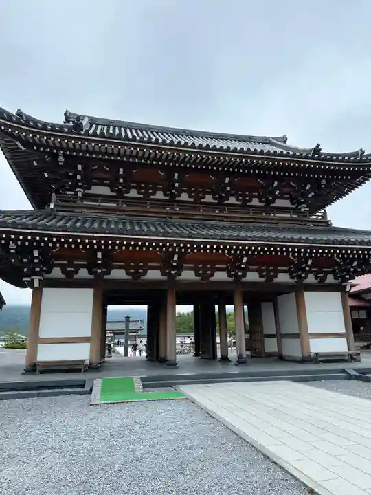 恐山菩提寺の山門・神門