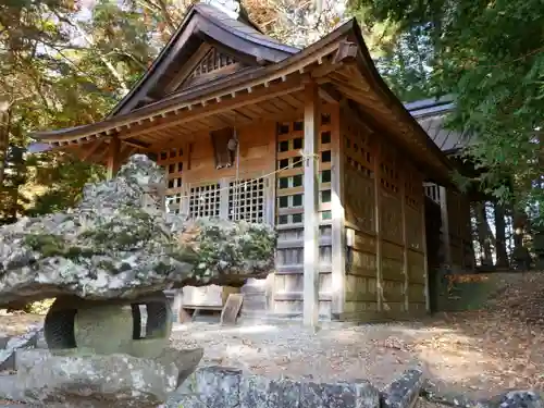 小六柏尾社の本殿・本堂