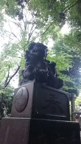 熊野神社の狛犬