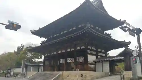 仁和寺の山門・神門