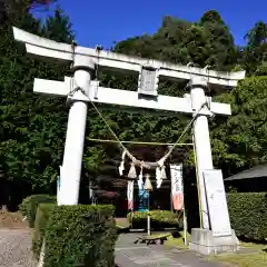 滑川神社 - 仕事と子どもの守り神の鳥居