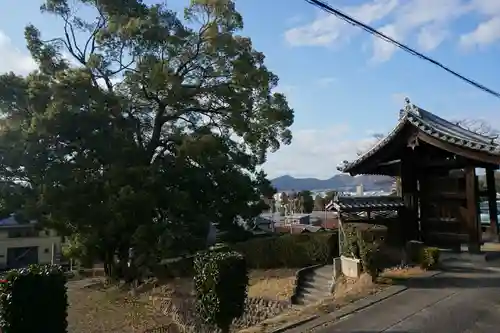 臥龍寺の山門