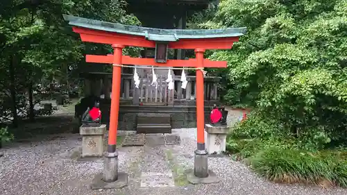 箭弓稲荷神社の末社・摂社