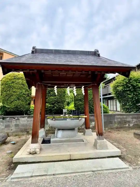 石和八幡宮(官知物部神社)(山梨県)