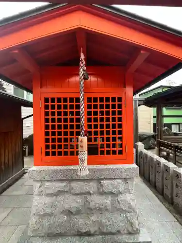 神明社の{uncategorized: "未分類", other: "その他", undefined: "問題あり", building: "その他建物", grave: "お墓", sacred_gate: "鳥居", guardian: "狛犬", statue: "像", buddha: "仏像", history: "歴史", nature: "自然", garden: "庭園", animal: "動物", pagoda: "塔", temizu: "手水舎", mountain_gate: "山門・神門", sanctuary: "本殿・本堂", subordinate: "末社・摂社", art: "芸術", scenery: "景色", jizo: "地蔵", ema: "絵馬", goshuin: "御朱印", omikuji: "おみくじ", items: "授与品その他", amulet: "お守り", goshuincho: "御朱印帳", eats: "食事", festival: "お祭り", votive_dance: "神楽", shichigosan: "七五三参", wedding: "結婚式", experience: "体験その他", initially: "初詣", around: "周辺", anti_infection: "感染症対策"}