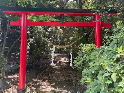 玉山神社の{uncategorized: "未分類", other: "その他", undefined: "問題あり", building: "その他建物", grave: "お墓", sacred_gate: "鳥居", guardian: "狛犬", statue: "像", buddha: "仏像", history: "歴史", nature: "自然", garden: "庭園", animal: "動物", pagoda: "塔", temizu: "手水舎", mountain_gate: "山門・神門", sanctuary: "本殿・本堂", subordinate: "末社・摂社", art: "芸術", scenery: "景色", jizo: "地蔵", ema: "絵馬", goshuin: "御朱印", omikuji: "おみくじ", items: "授与品その他", amulet: "お守り", goshuincho: "御朱印帳", eats: "食事", festival: "お祭り", votive_dance: "神楽", shichigosan: "七五三参", wedding: "結婚式", experience: "体験その他", initially: "初詣", around: "周辺", anti_infection: "感染症対策"}