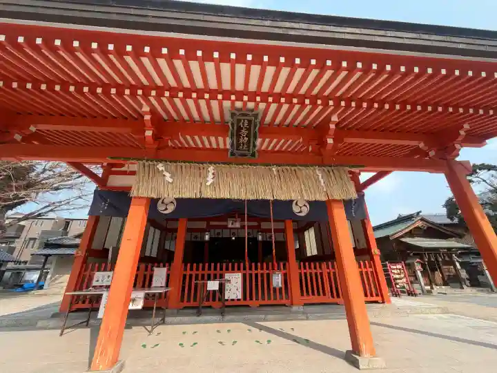 姪浜住吉神社の{uncategorized: "未分類", other: "その他", undefined: "問題あり", building: "その他建物", grave: "お墓", sacred_gate: "鳥居", guardian: "狛犬", statue: "像", buddha: "仏像", history: "歴史", nature: "自然", garden: "庭園", animal: "動物", pagoda: "塔", temizu: "手水舎", mountain_gate: "山門・神門", sanctuary: "本殿・本堂", subordinate: "末社・摂社", art: "芸術", scenery: "景色", jizo: "地蔵", ema: "絵馬", goshuin: "御朱印", omikuji: "おみくじ", items: "授与品その他", amulet: "お守り", goshuincho: "御朱印帳", eats: "食事", festival: "お祭り", votive_dance: "神楽", shichigosan: "七五三参", wedding: "結婚式", experience: "体験その他", initially: "初詣", around: "周辺", anti_infection: "感染症対策"}