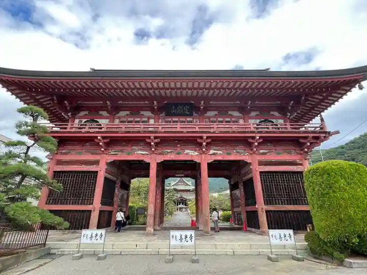 甲斐善光寺(山梨県)