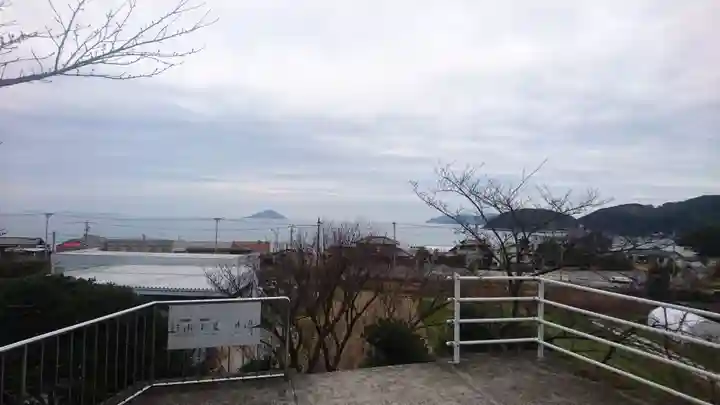 鎮懐石八幡宮の景色