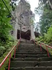 中之嶽神社の建物その他