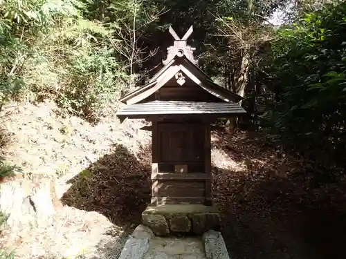高鴨神社のその他建物