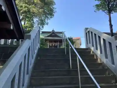 熊野神社の{uncategorized: "未分類", other: "その他", undefined: "問題あり", building: "その他建物", grave: "お墓", sacred_gate: "鳥居", guardian: "狛犬", statue: "像", buddha: "仏像", history: "歴史", nature: "自然", garden: "庭園", animal: "動物", pagoda: "塔", temizu: "手水舎", mountain_gate: "山門・神門", sanctuary: "本殿・本堂", subordinate: "末社・摂社", art: "芸術", scenery: "景色", jizo: "地蔵", ema: "絵馬", goshuin: "御朱印", omikuji: "おみくじ", items: "授与品その他", amulet: "お守り", goshuincho: "御朱印帳", eats: "食事", festival: "お祭り", votive_dance: "神楽", shichigosan: "七五三参", wedding: "結婚式", experience: "体験その他", initially: "初詣", around: "周辺", anti_infection: "感染症対策"}