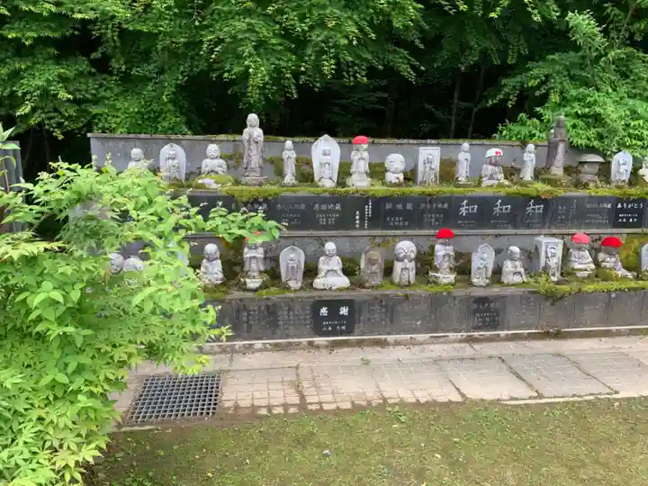 御誕生寺(猫寺)(福井県)