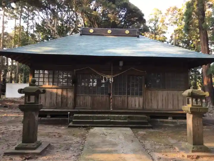 八幡神社の本殿・本堂