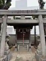 下落合笠間稲荷神社の{uncategorized: "未分類", other: "その他", undefined: "問題あり", building: "その他建物", grave: "お墓", sacred_gate: "鳥居", guardian: "狛犬", statue: "像", buddha: "仏像", history: "歴史", nature: "自然", garden: "庭園", animal: "動物", pagoda: "塔", temizu: "手水舎", mountain_gate: "山門・神門", sanctuary: "本殿・本堂", subordinate: "末社・摂社", art: "芸術", scenery: "景色", jizo: "地蔵", ema: "絵馬", goshuin: "御朱印", omikuji: "おみくじ", items: "授与品その他", amulet: "お守り", goshuincho: "御朱印帳", eats: "食事", festival: "お祭り", votive_dance: "神楽", shichigosan: "七五三参", wedding: "結婚式", experience: "体験その他", initially: "初詣", around: "周辺", anti_infection: "感染症対策"}