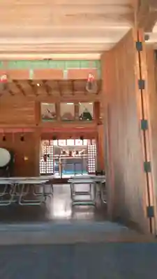 三柱神社の本殿・本堂