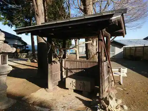 素盞嗚神社の手水舎