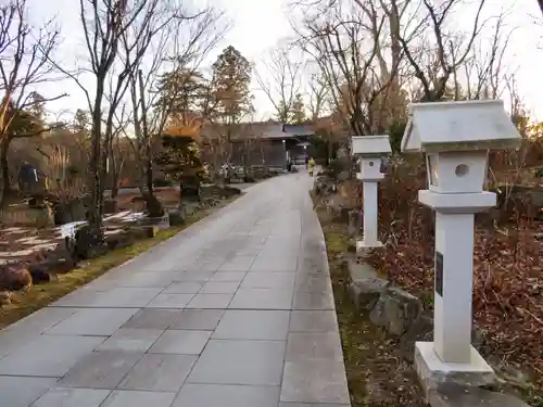 石都々古和気神社の建物その他