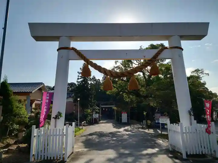 志氐神社の鳥居