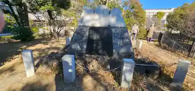 亀戸浅間神社の{uncategorized: "未分類", other: "その他", undefined: "問題あり", building: "その他建物", grave: "お墓", sacred_gate: "鳥居", guardian: "狛犬", statue: "像", buddha: "仏像", history: "歴史", nature: "自然", garden: "庭園", animal: "動物", pagoda: "塔", temizu: "手水舎", mountain_gate: "山門・神門", sanctuary: "本殿・本堂", subordinate: "末社・摂社", art: "芸術", scenery: "景色", jizo: "地蔵", ema: "絵馬", goshuin: "御朱印", omikuji: "おみくじ", items: "授与品その他", amulet: "お守り", goshuincho: "御朱印帳", eats: "食事", festival: "お祭り", votive_dance: "神楽", shichigosan: "七五三参", wedding: "結婚式", experience: "体験その他", initially: "初詣", around: "周辺", anti_infection: "感染症対策"}