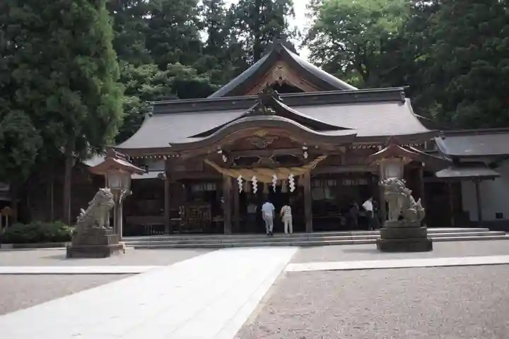 白山比咩神社の本殿・本堂