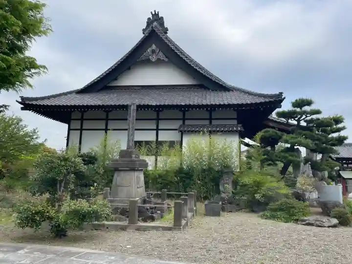 養報寺の{uncategorized: "未分類", other: "その他", undefined: "問題あり", building: "その他建物", grave: "お墓", sacred_gate: "鳥居", guardian: "狛犬", statue: "像", buddha: "仏像", history: "歴史", nature: "自然", garden: "庭園", animal: "動物", pagoda: "塔", temizu: "手水舎", mountain_gate: "山門・神門", sanctuary: "本殿・本堂", subordinate: "末社・摂社", art: "芸術", scenery: "景色", jizo: "地蔵", ema: "絵馬", goshuin: "御朱印", omikuji: "おみくじ", items: "授与品その他", amulet: "お守り", goshuincho: "御朱印帳", eats: "食事", festival: "お祭り", votive_dance: "神楽", shichigosan: "七五三参", wedding: "結婚式", experience: "体験その他", initially: "初詣", around: "周辺", anti_infection: "感染症対策"}