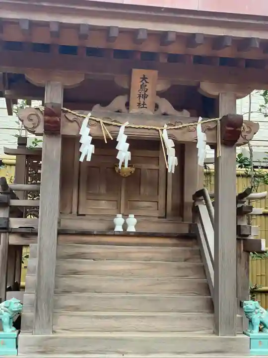 天沼八幡神社の末社・摂社
