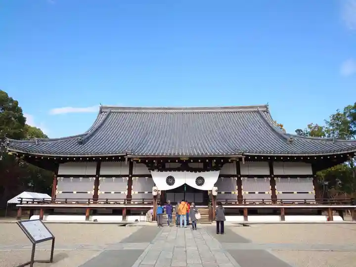 仁和寺の本殿・本堂