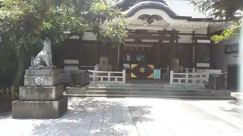 鳥越神社の本殿・本堂
