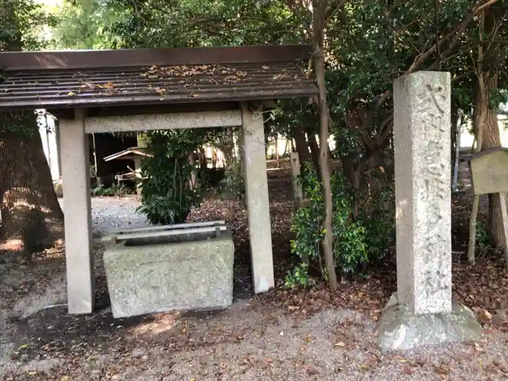 意非多神社の手水舎