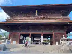 善光寺の山門