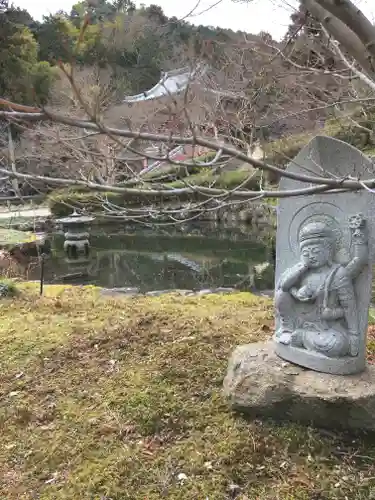 當麻寺の庭園