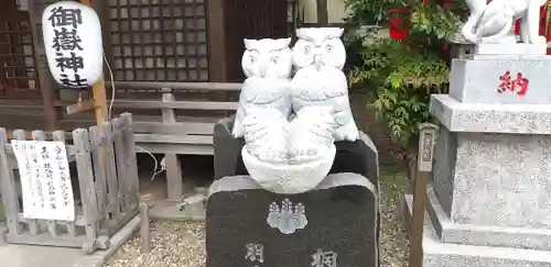 池袋御嶽神社の狛犬