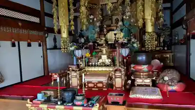 慈現寺の本殿・本堂