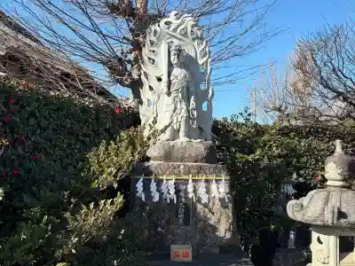 御嶽山神社の{uncategorized: "未分類", other: "その他", undefined: "問題あり", building: "その他建物", grave: "お墓", sacred_gate: "鳥居", guardian: "狛犬", statue: "像", buddha: "仏像", history: "歴史", nature: "自然", garden: "庭園", animal: "動物", pagoda: "塔", temizu: "手水舎", mountain_gate: "山門・神門", sanctuary: "本殿・本堂", subordinate: "末社・摂社", art: "芸術", scenery: "景色", jizo: "地蔵", ema: "絵馬", goshuin: "御朱印", omikuji: "おみくじ", items: "授与品その他", amulet: "お守り", goshuincho: "御朱印帳", eats: "食事", festival: "お祭り", votive_dance: "神楽", shichigosan: "七五三参", wedding: "結婚式", experience: "体験その他", initially: "初詣", around: "周辺", anti_infection: "感染症対策"}