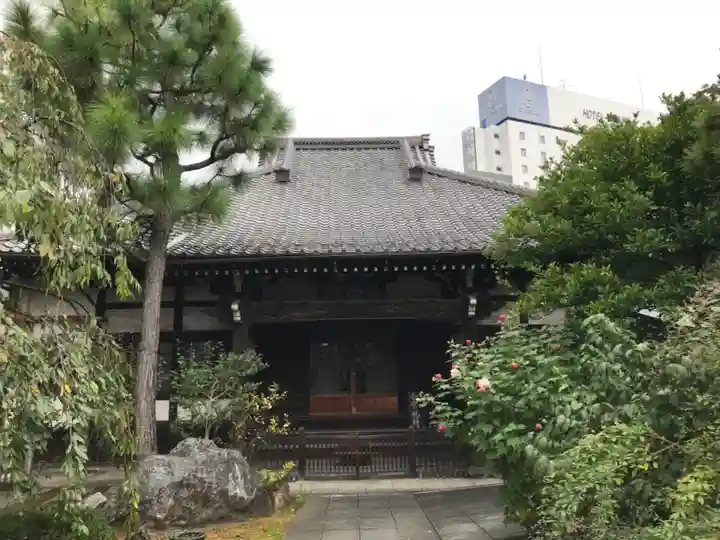 品川寺の本殿・本堂