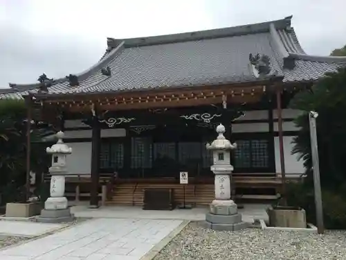 明徳寺の本殿・本堂