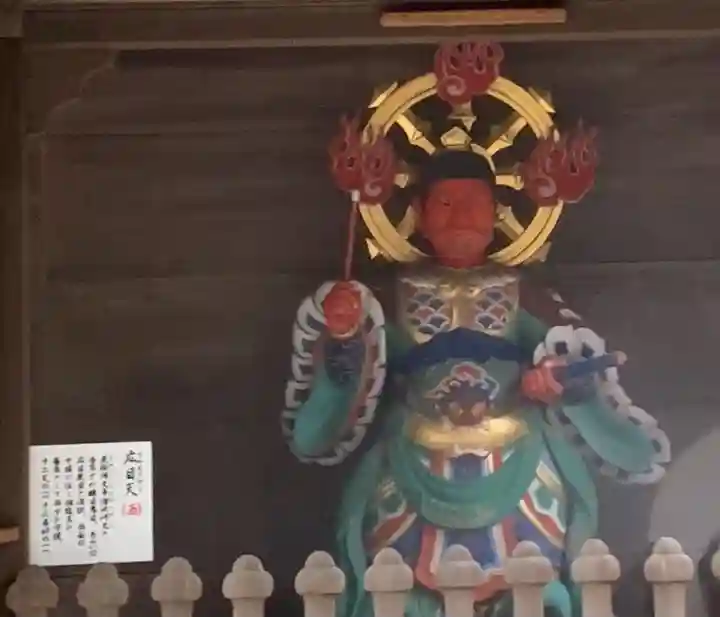 布施弁天 東海寺の仏像