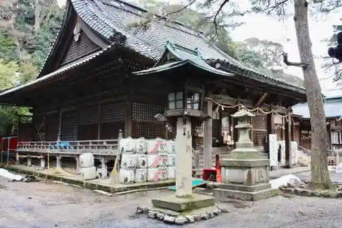 石浦神社の本殿